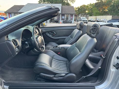 Used 2000 Pontiac Firebird Trans Am RWD image 23