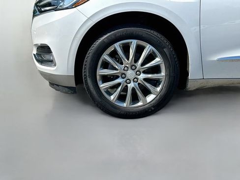 Used 2019 Buick Enclave Essence AWD/4WD image 35