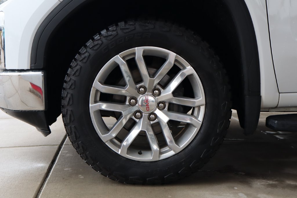 Used 2019 GMC Sierra 1500 SLT w/ SLT Premium Plus Package AWD/4WD image 5