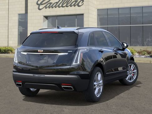 New 2026 Cadillac XT5 Sportv w/ LPO, Floor Liner Package AWD/4WD image 4