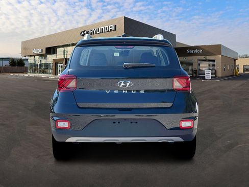 New 2026 Hyundai Venue SEL image 6