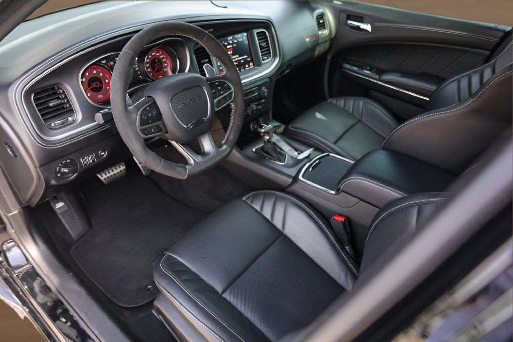 Used 2023 Dodge Charger SRT Hellcat w/ Harman/Kardon Audio Group RWD image 9