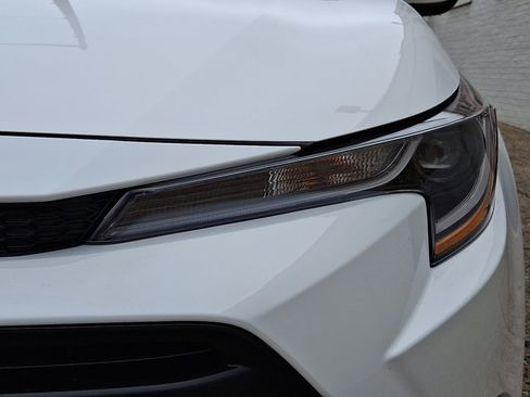 Used 2026 Toyota Corolla LE image 9