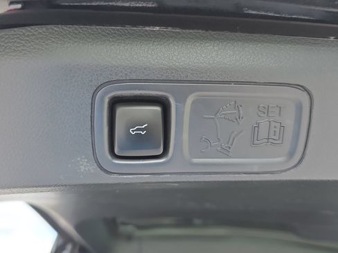 Used 2023 Lincoln Navigator Reserve AWD/4WD image 31