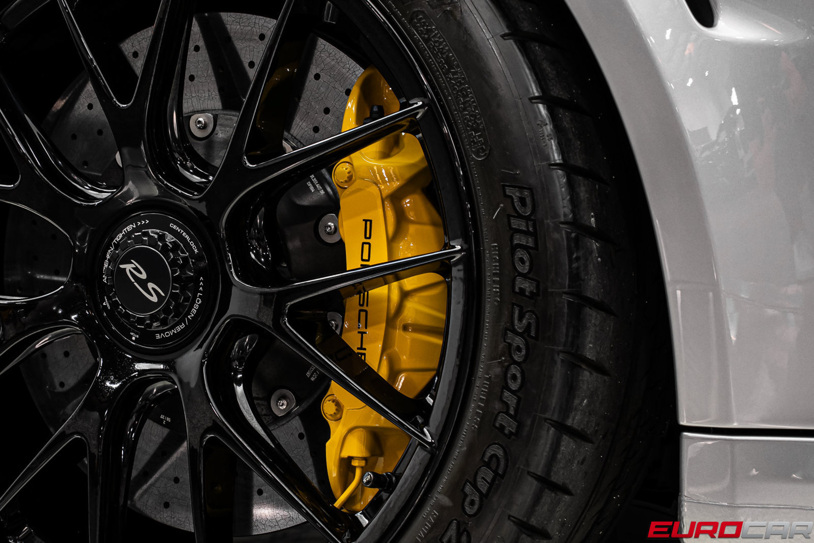 Used 2018 Porsche 911 GT2 RS RWD image 28