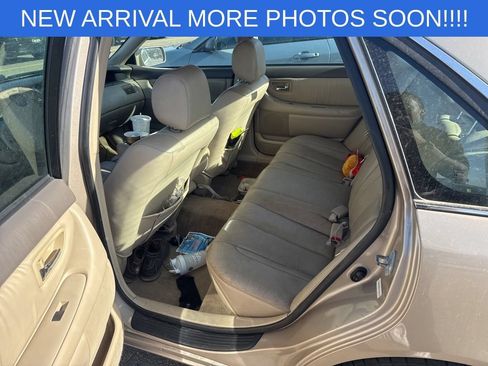 Used 2001 Toyota Avalon XLS FWD image 17