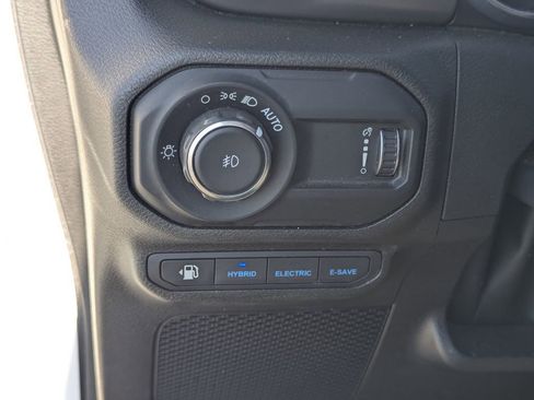Used 2023 Jeep Wrangler Unlimited AWD/4WD image 26