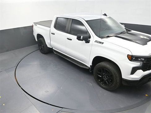 Used 2025 Chevrolet Silverado 1500 LT Trail Boss w/ LT Trail Boss Premium Package image 9