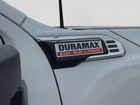 New 2026 GMC Sierra 3500 Denali w/ Denali Reserve Package AWD/4WD image 9
