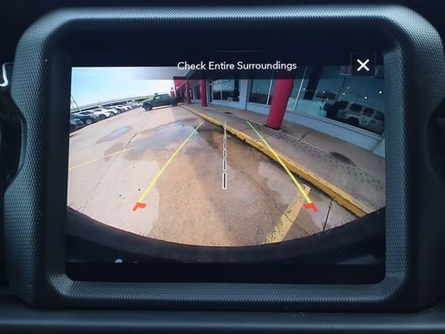 Used 2021 Jeep Wrangler Unlimited Sahara image 12