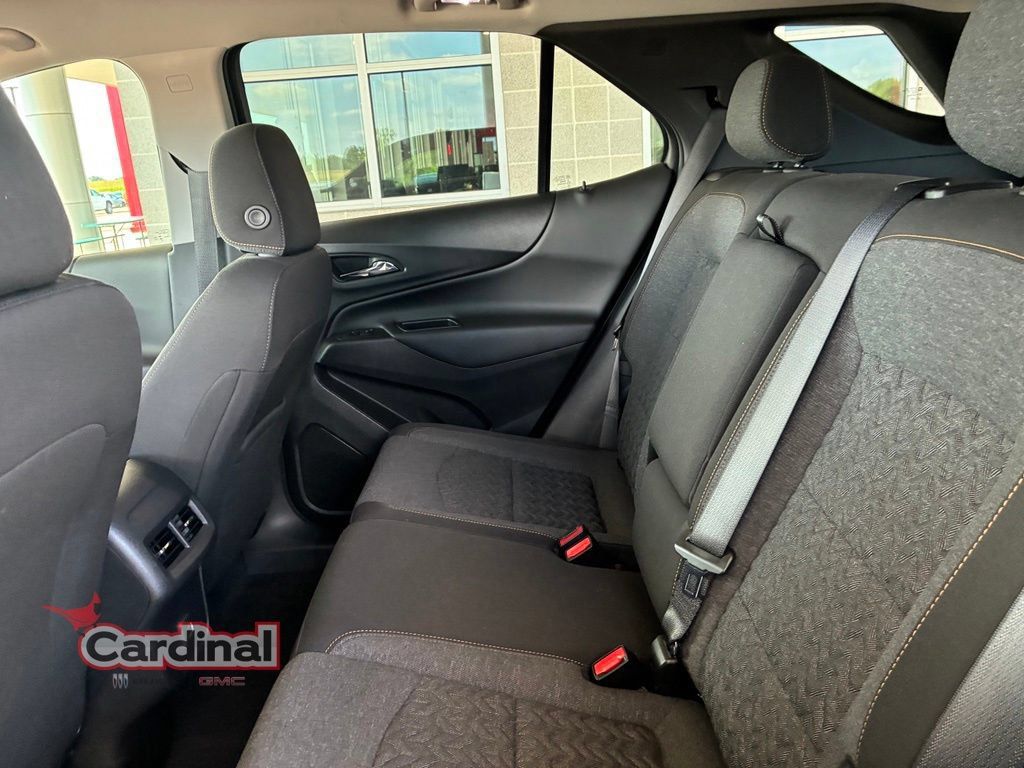 Used 2023 Chevrolet Equinox LT FWD image 13