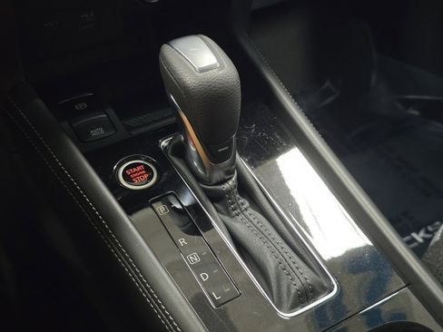 Used 2024 Nissan Kicks SR w/ SR Premium Package image 28