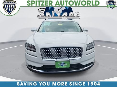 Used 2023 Lincoln Nautilus AWD w/ Premium Package image 4