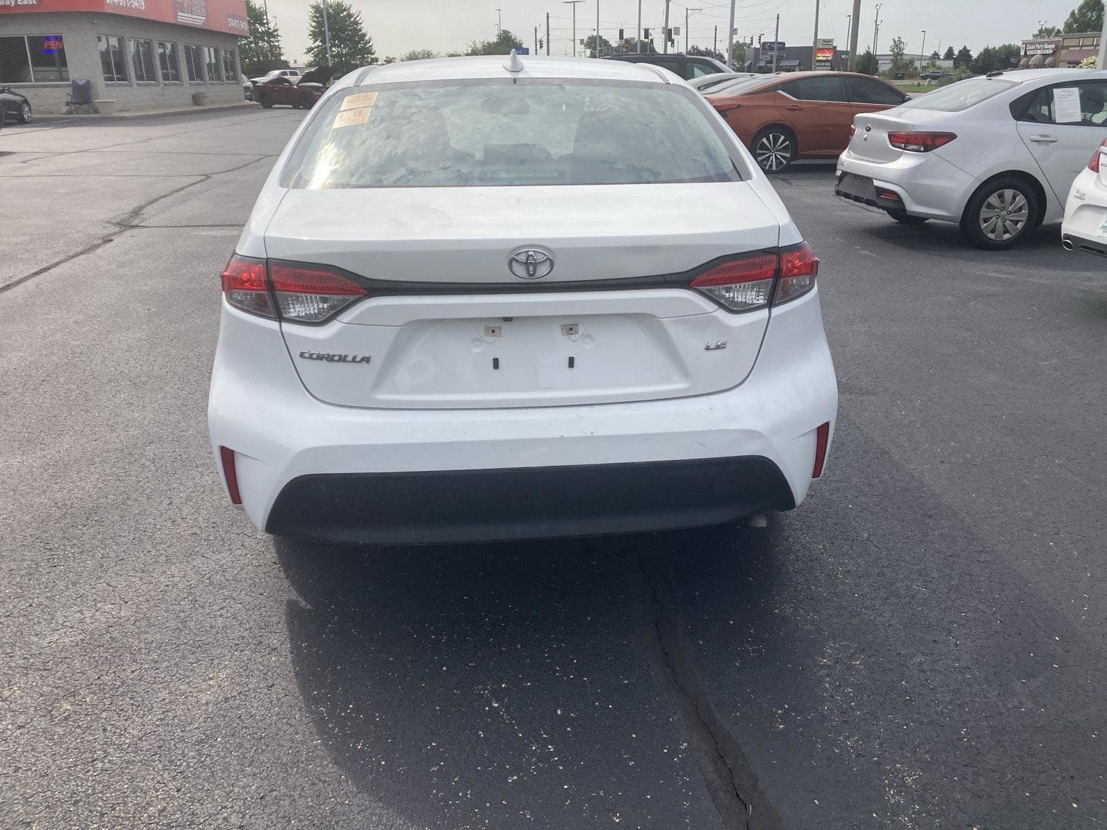 Used 2024 Toyota Corolla LE FWD image 6