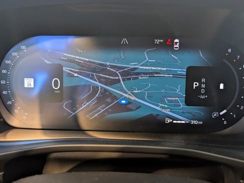 New 2026 Volvo XC40 B5 Ultra w/ Climate Package image 16