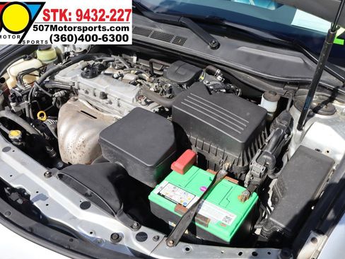 Used 2010 Toyota Camry SE FWD image 22