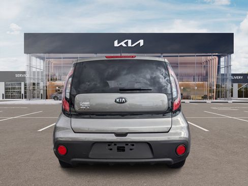 Used 2018 Kia Soul image 4
