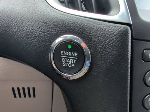 Used 2016 Ford Edge Titanium w/ Equipment Group 301A FWD image 20