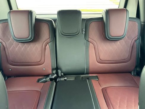 Certified 2026 INFINITI QX80 Autograph w/ Premium Cargo Package AWD/4WD image 13