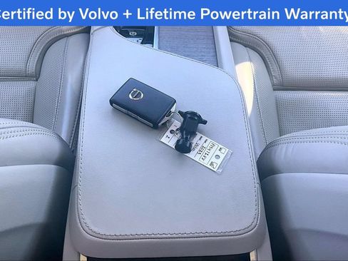 Certified 2023 Volvo XC90 T8 Ultimate w/ Protection Package Premier AWD/4WD image 14
