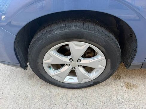 Used 2016 Subaru Forester 2.5i Premium AWD/4WD image 7