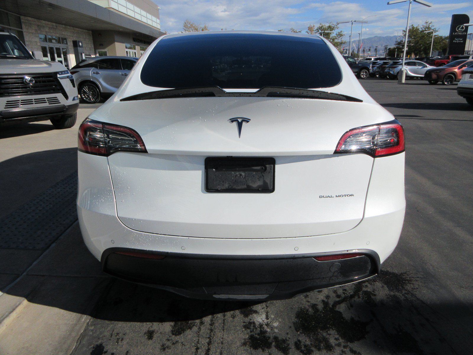Used 2021 Tesla Model Y Long Range AWD/4WD image 7