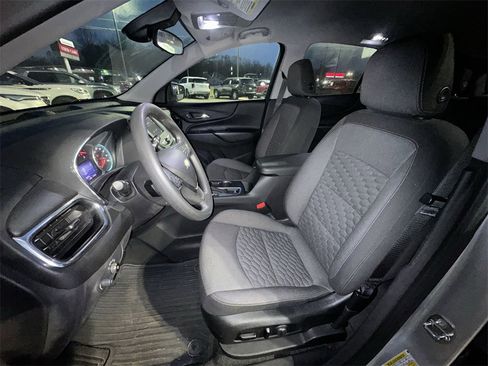Used 2020 Chevrolet Equinox LT image 11
