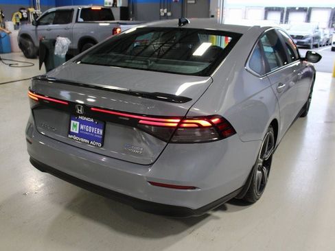 Used 2024 Honda Accord Sport image 40