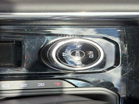 Used 2025 GMC Canyon AT4 AWD/4WD image 29
