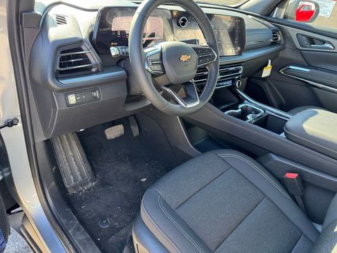 New 2026 Chevrolet Traverse LT w/ Driver Confidence Package image 10