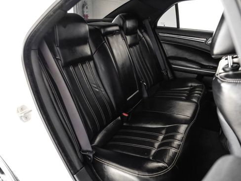 Used 2022 Chrysler 300 S RWD image 41