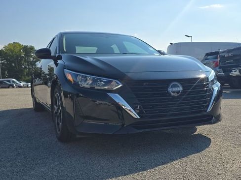 Used 2024 Nissan Sentra SV image 7
