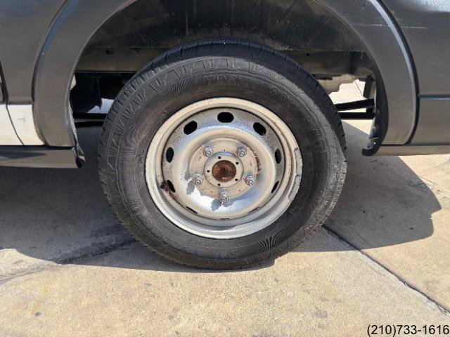 Used 2019 Ford Transit 150 130 Low Roof RWD image 30