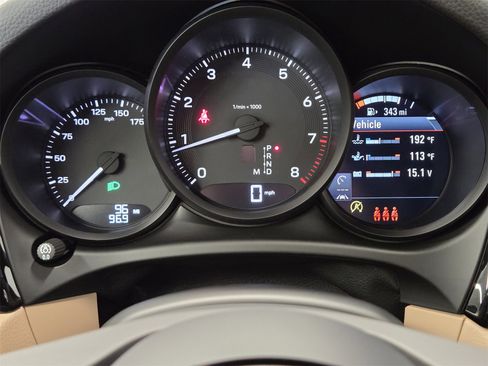 Used 2026 Porsche Macan image 21