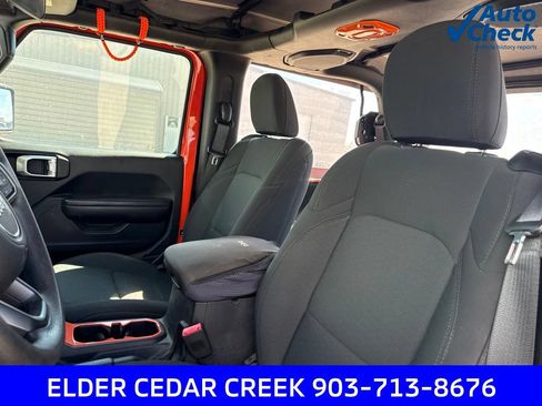 Used 2018 Jeep Wrangler Sport AWD/4WD image 13