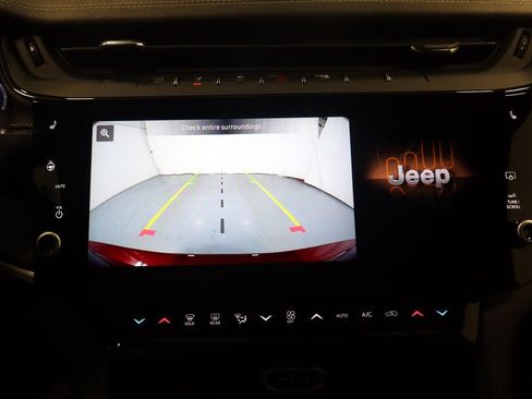 New 2026 Jeep Grand Cherokee L 4WD image 22