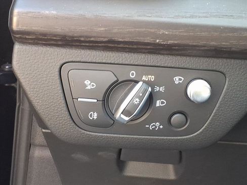 Used 2018 Audi Q5 Prestige image 19