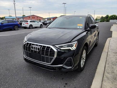 Certified 2023 Audi Q3 2.0T Premium w/ Convenience Package AWD/4WD image 13