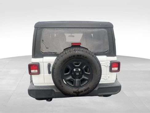 Used 2025 Jeep Wrangler Sport AWD/4WD image 8