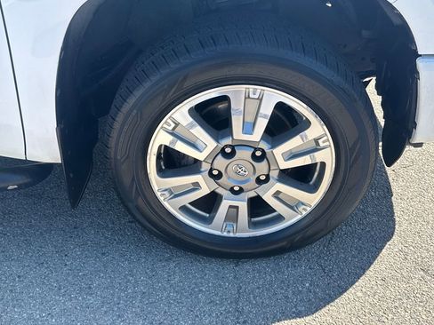 Used 2017 Toyota Tundra Platinum AWD/4WD image 42