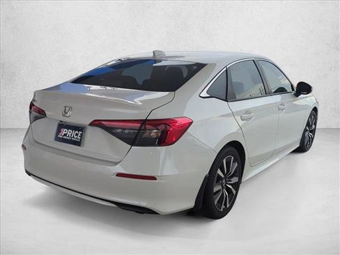 Used 2022 Honda Civic EX image 5