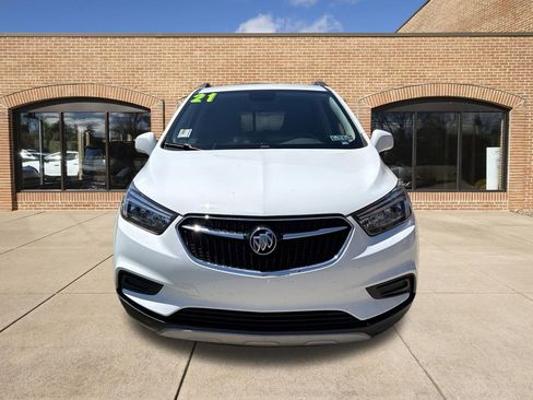 Used 2021 Buick Encore Preferred AWD/4WD image 9