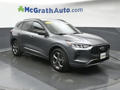 Used 2023 Ford Escape ST-Line AWD/4WD image 2