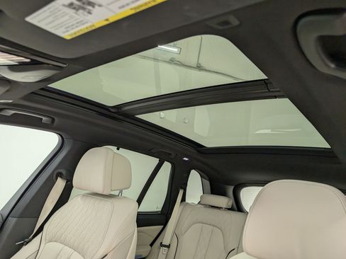 Certified 2023 BMW X5 xDrive40i w/ Executive Package image 16