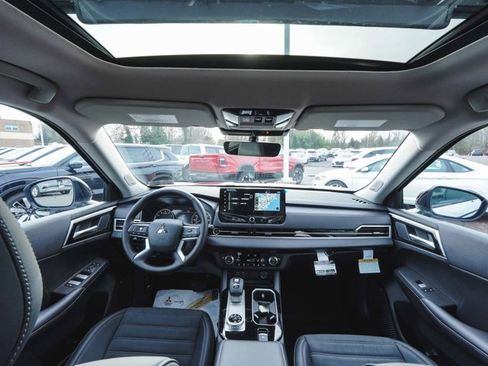 New 2026 Mitsubishi Outlander Trail Edition image 42