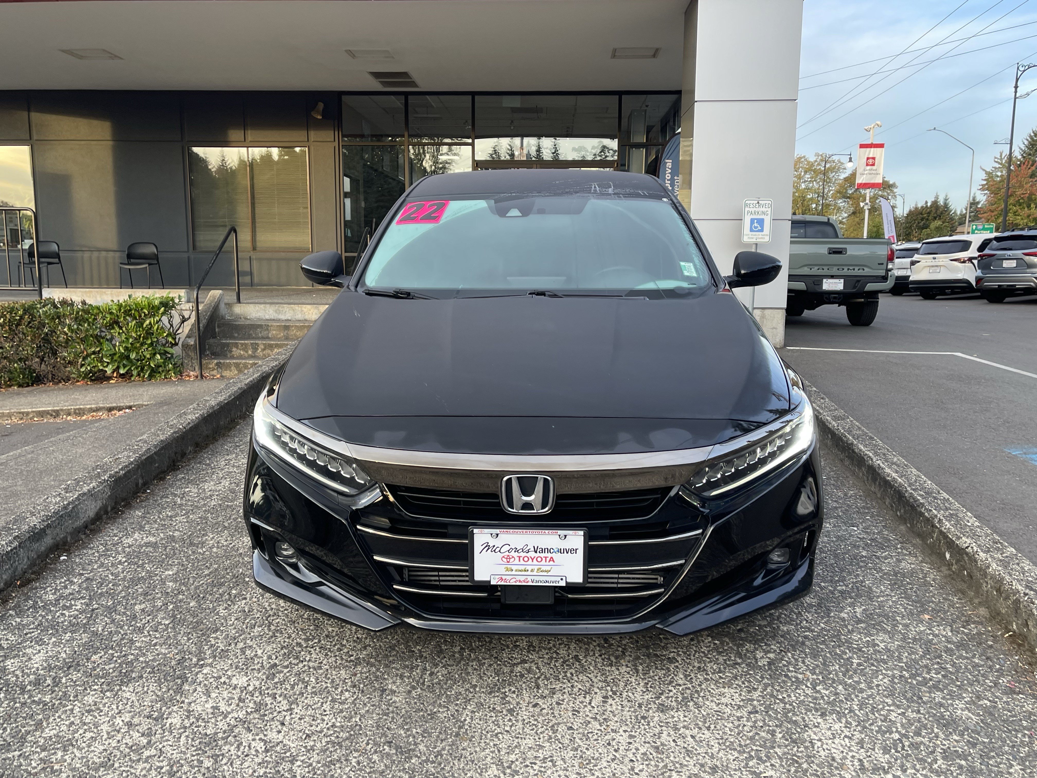Used 2022 Honda Accord Sport image 2