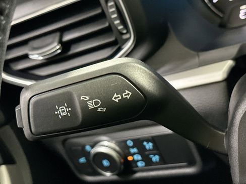 Used 2022 Ford Explorer XLT w/ Equipment Group 202A image 29