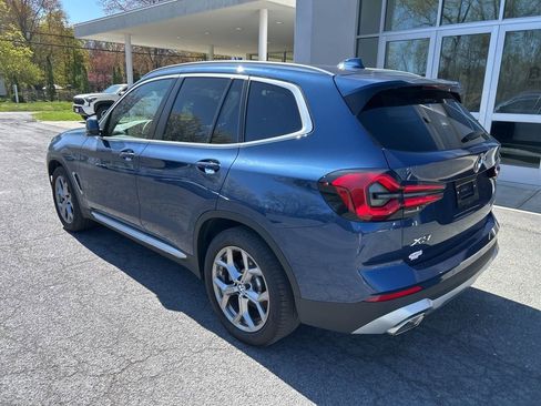 Used 2024 BMW X3 xDrive30i w/ Premium Package AWD/4WD image 3
