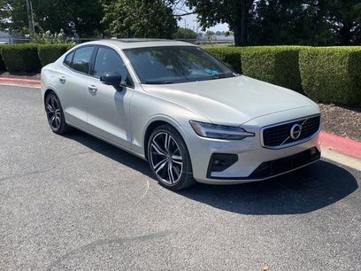Used 2020 Volvo S60 T5 R-Design