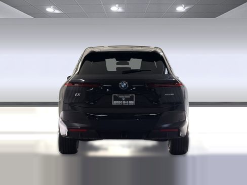 Used 2024 BMW iX xDrive50 AWD/4WD image 9